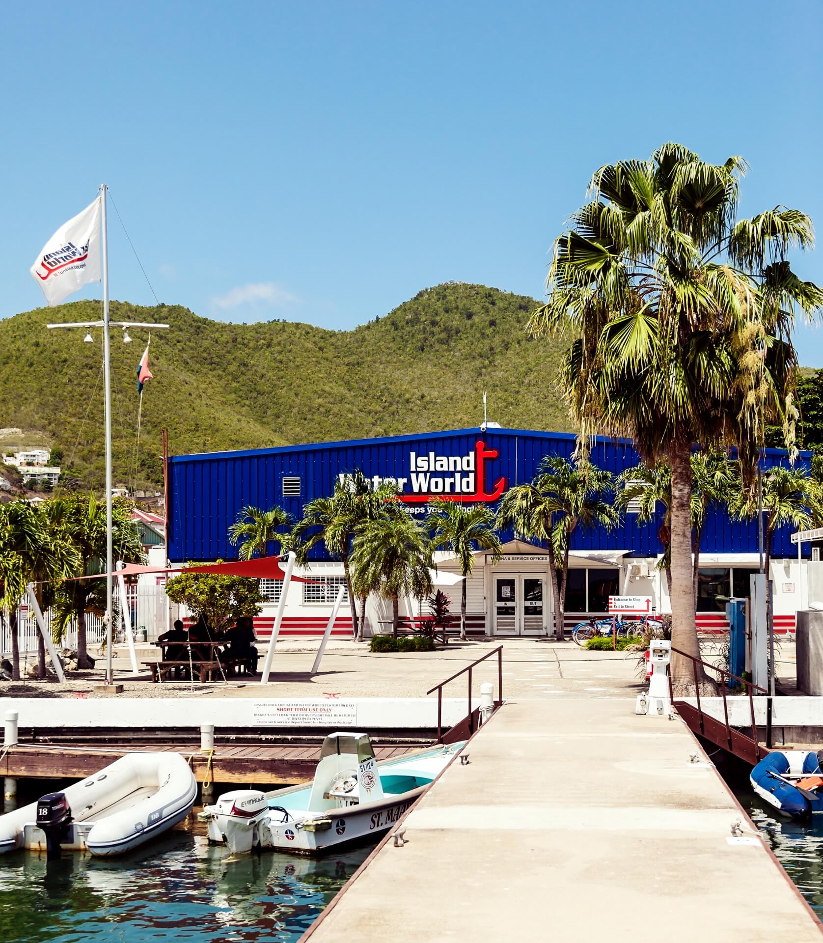 Island Water World Cole Bay Store